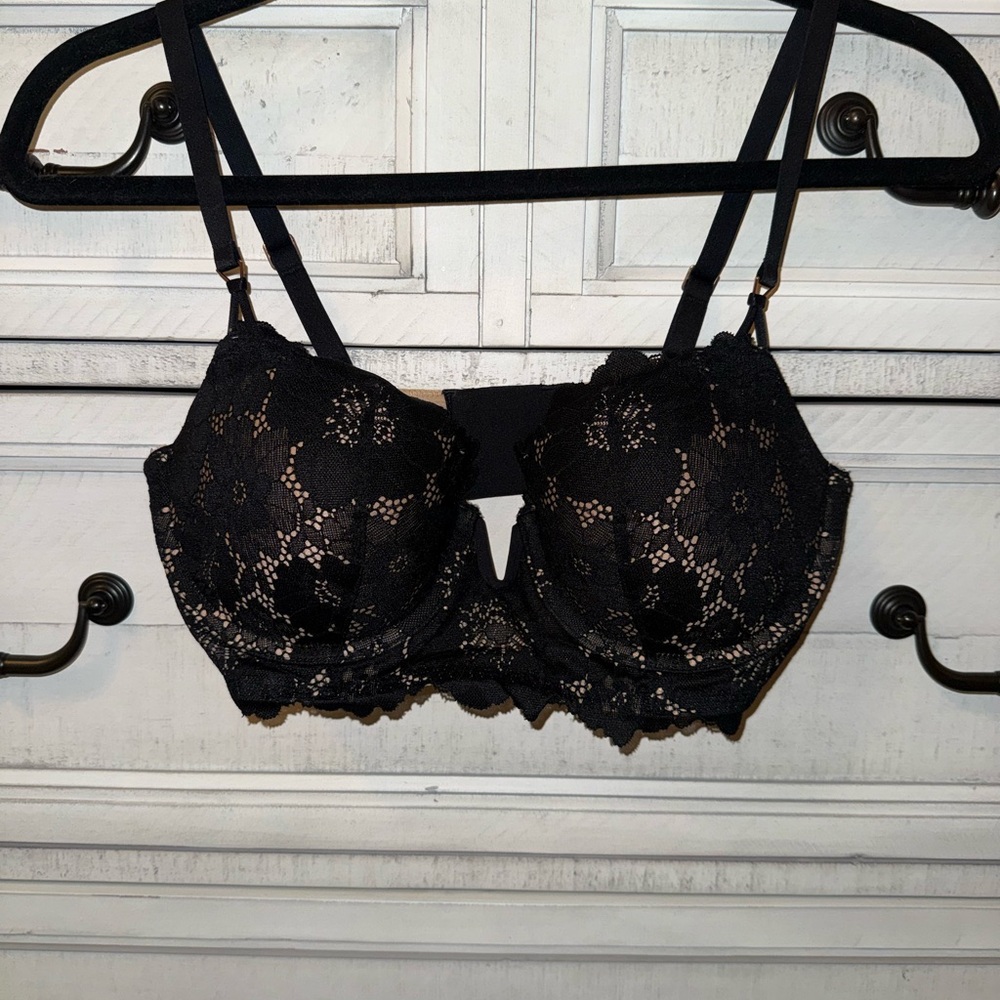 Aerie Black Floral Lace Underwire Bra Size 36C